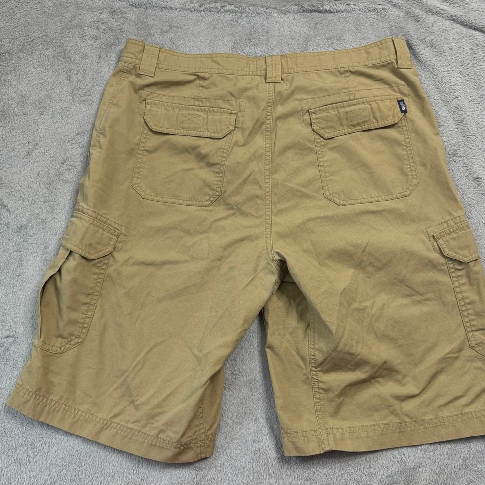 The North Face Mens Cargo Shorts Khaki Cotton Blend Size 36in. Waist Outdoor